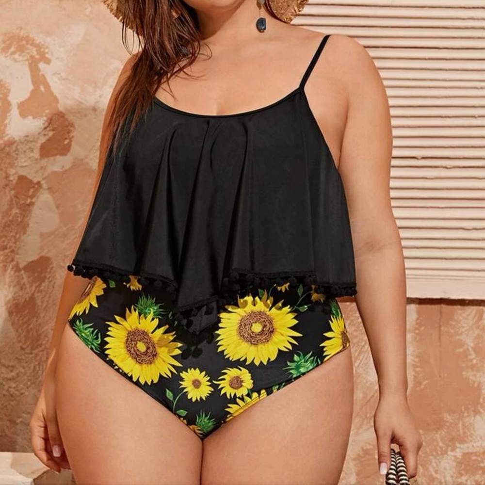 Two piece bikini black top sunflower bottom size XL
